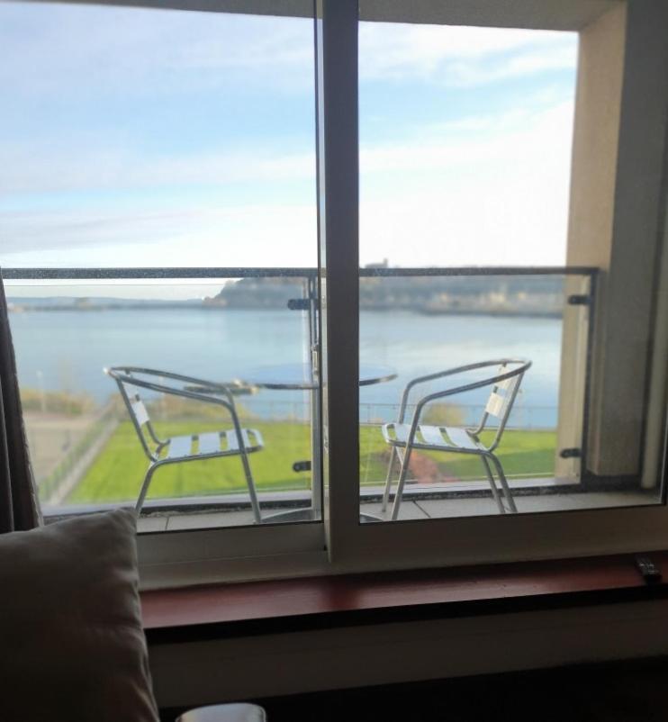 Bayview Apartments Sports Village Cardiff Free Parking & Free Wi Fi Exterior foto